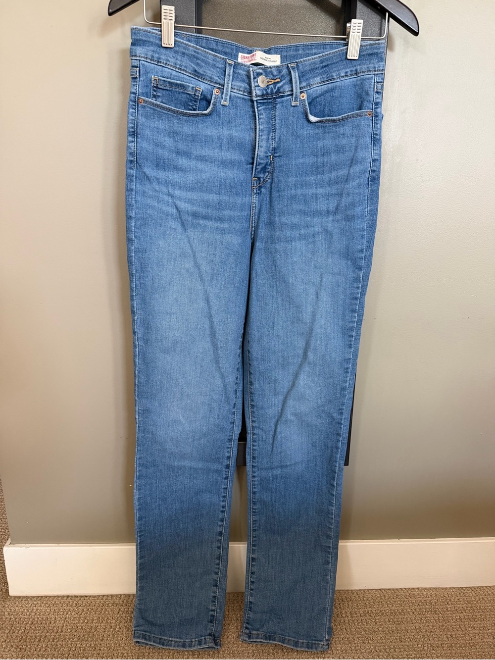 Levi Strauss Signature Shaping High Rise Straight Jeans Women’s 4 W27 L30